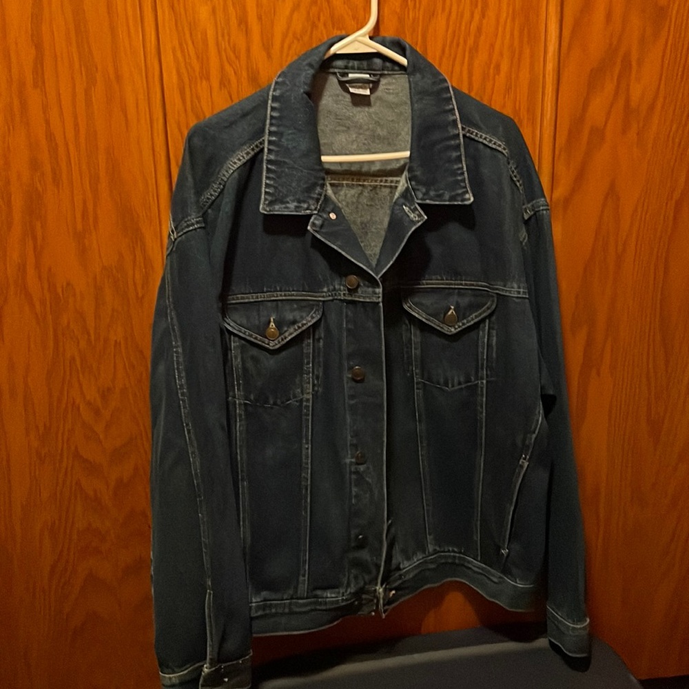 Jean jacket size XL
